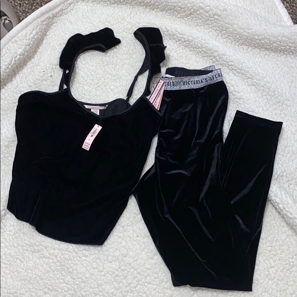 VS 2 piece lounge set